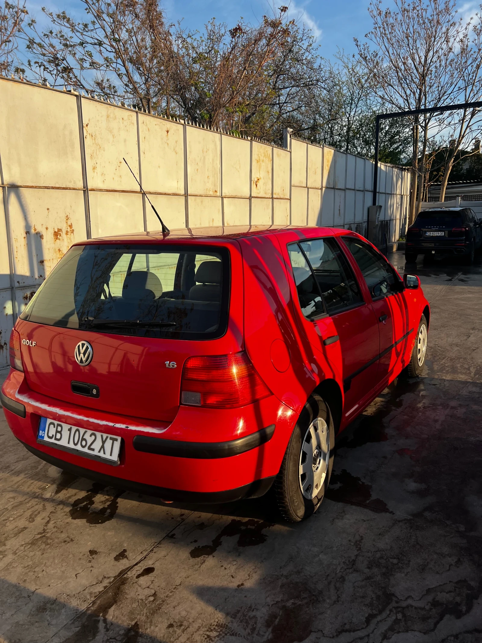VW Golf, снимка 4 - Автомобили и джипове - 54426710
