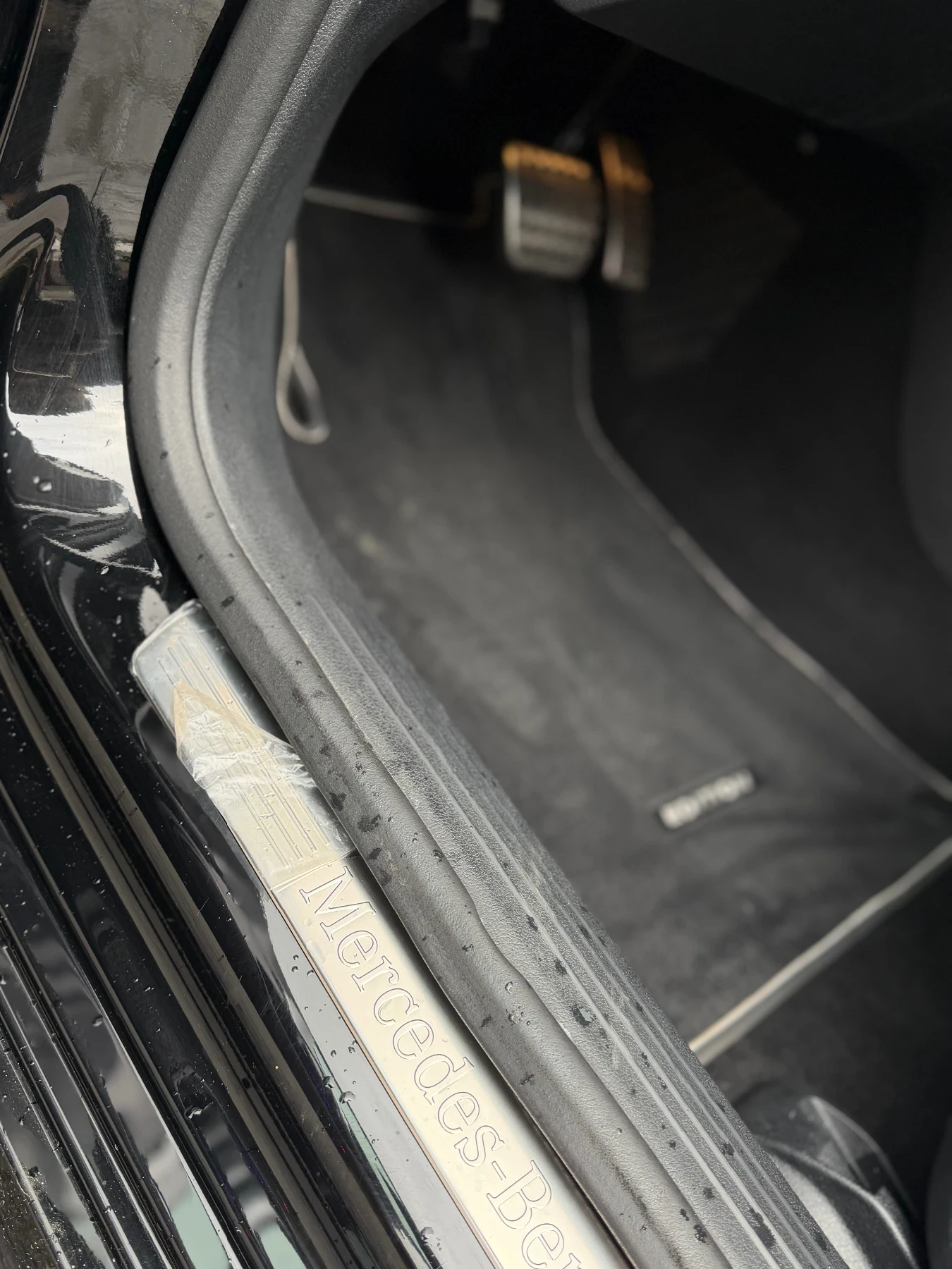 Mercedes-Benz A 250 Plug-in AMG-Line, снимка 12 - Автомобили и джипове - 54579846