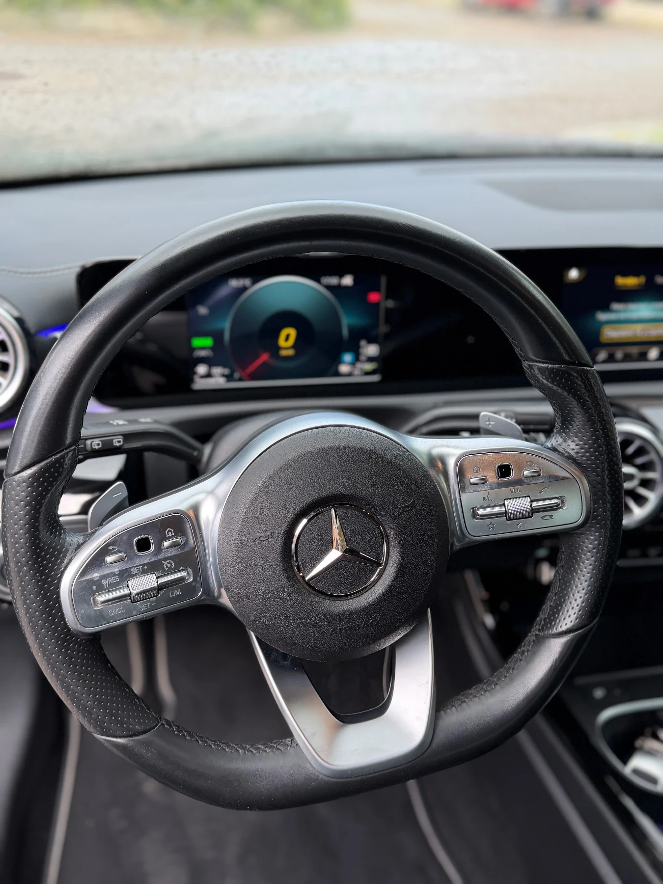 Mercedes-Benz A 250 Plug-in AMG-Line, снимка 7 - Автомобили и джипове - 54579846
