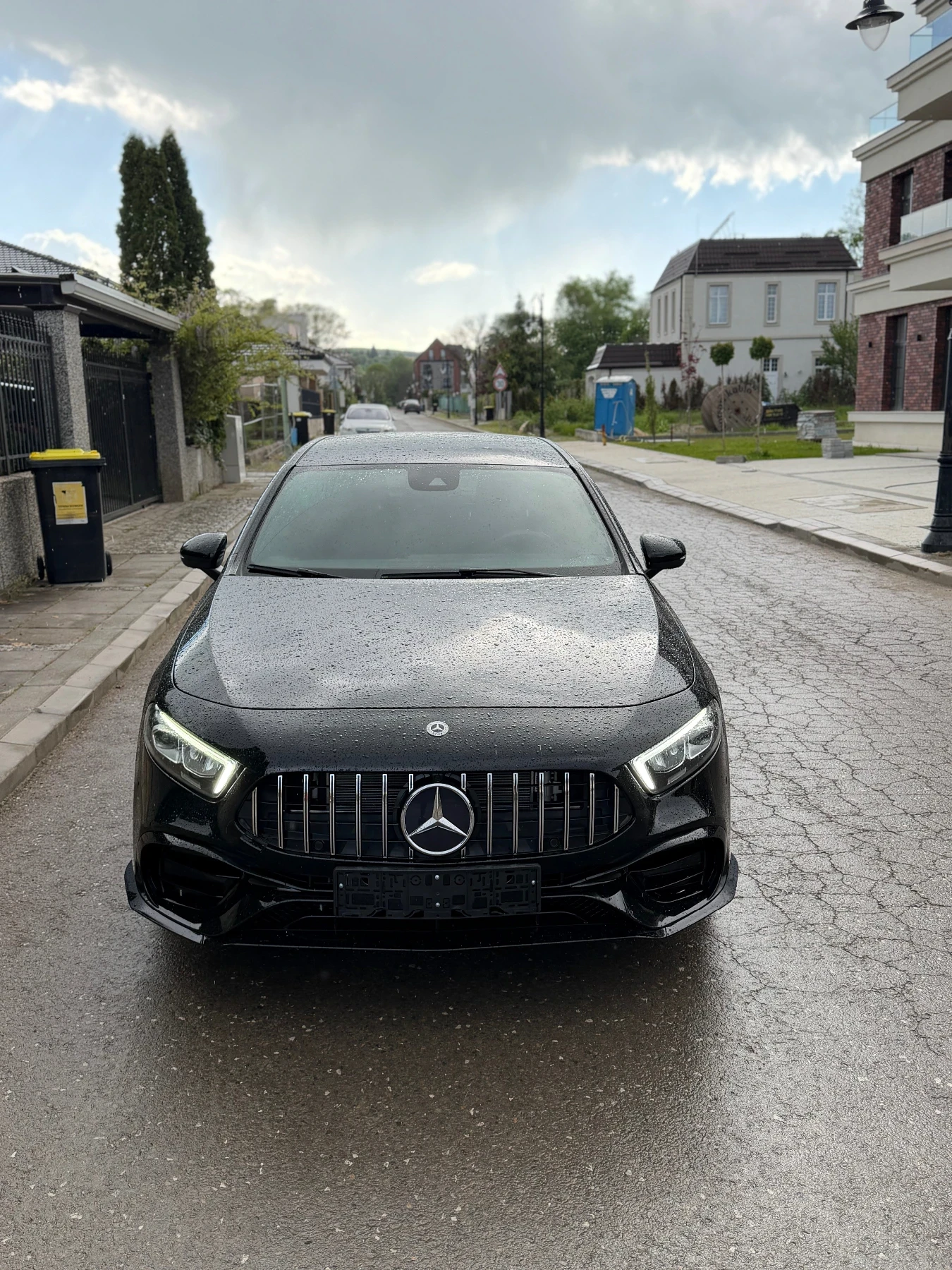 Mercedes-Benz A 250 Plug-in AMG-Line, снимка 3 - Автомобили и джипове - 54579846