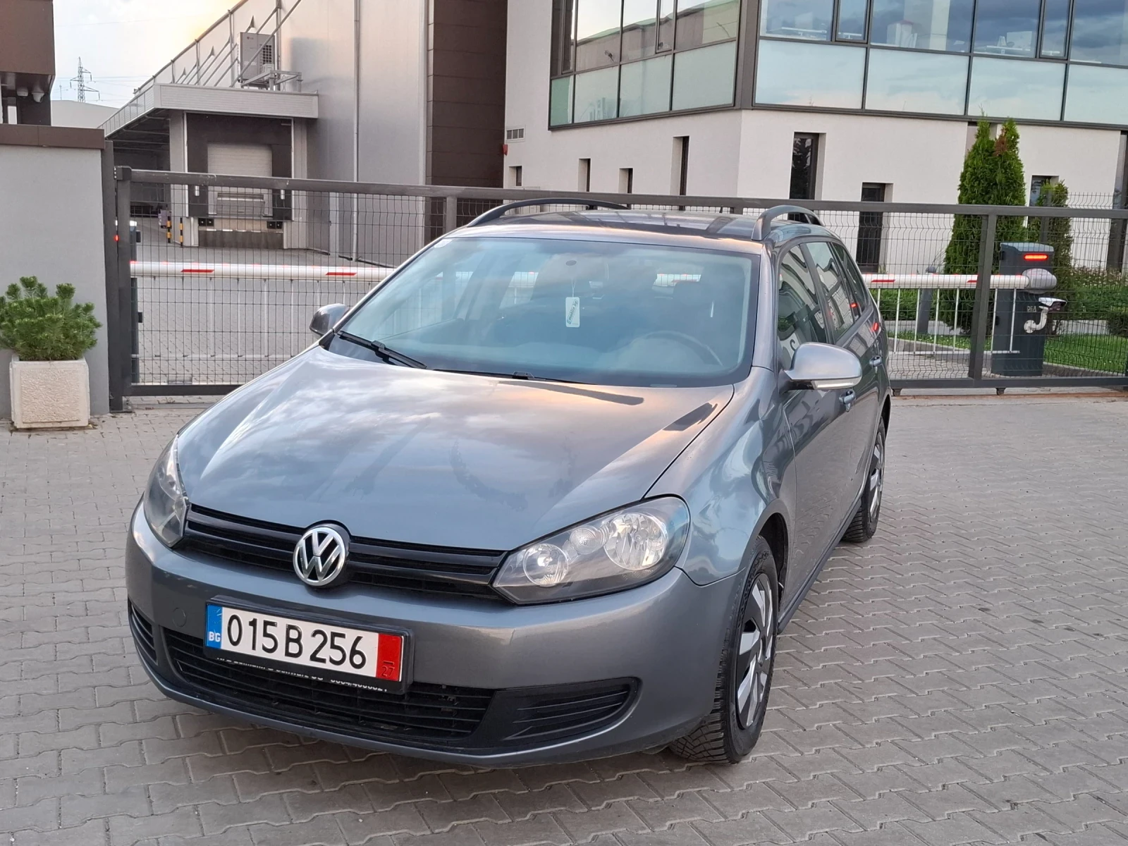 VW Golf 1.6TDI* (105кс)* * НОВ ВНОС* * 