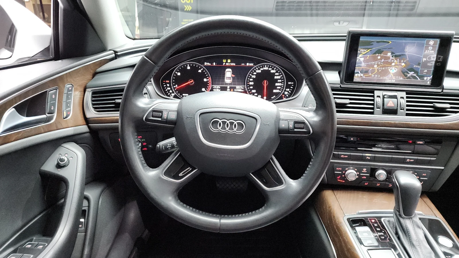 Audi A6, снимка 12 - Автомобили и джипове - 55047863