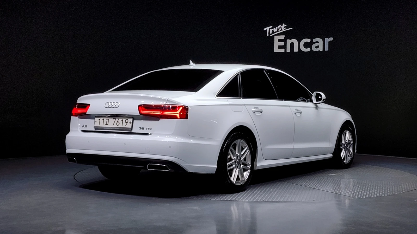Audi A6, снимка 2 - Автомобили и джипове - 55047863
