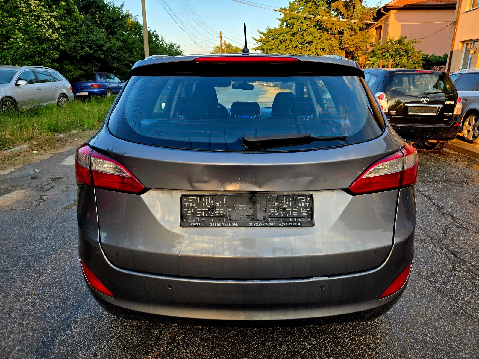 Hyundai I30 CRDI Германия Клима Парктроник Подгрев Led, снимка 5 - Автомобили и джипове - 55064123