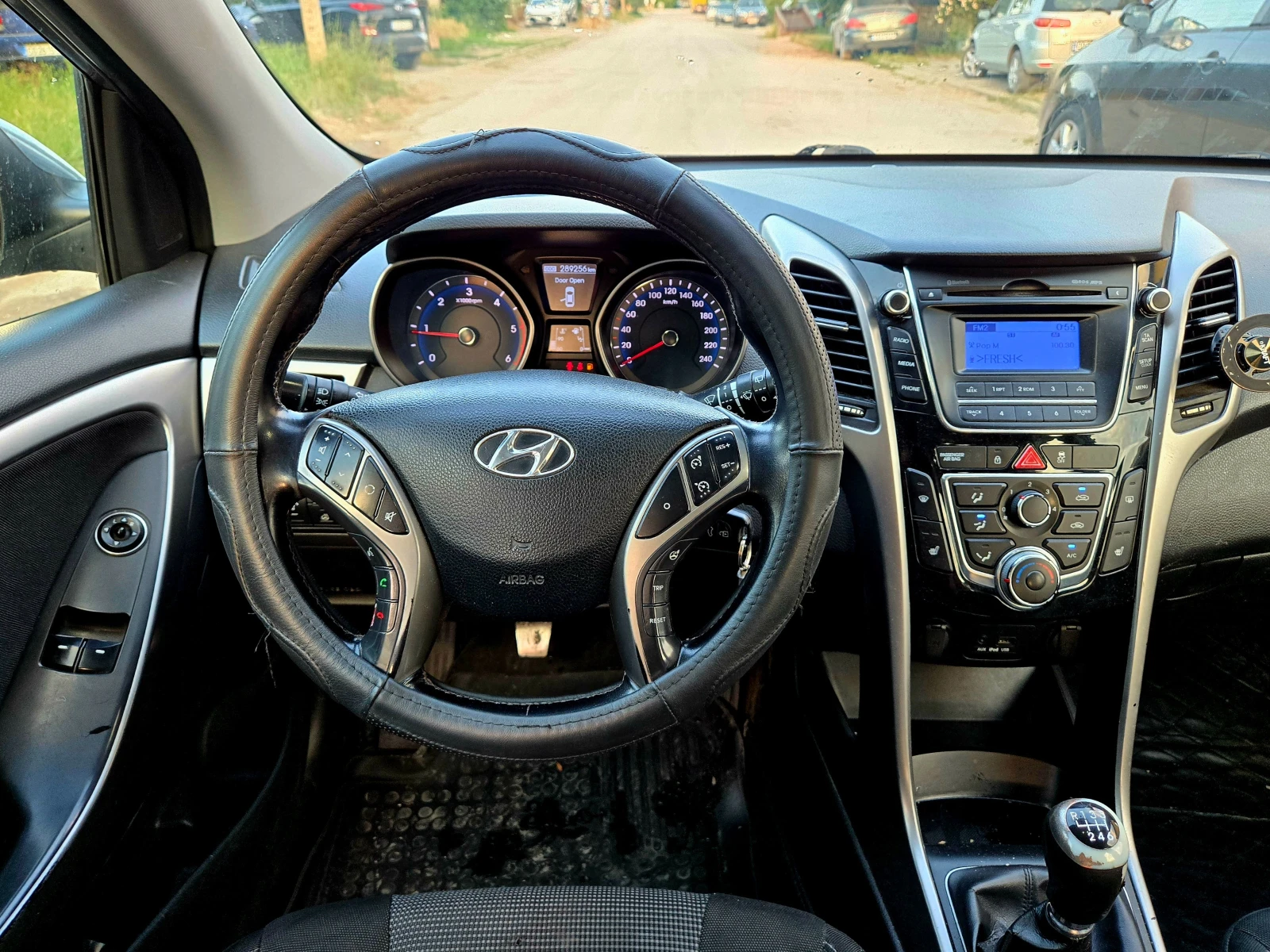 Hyundai I30 CRDI Германия Клима Парктроник Подгрев Led, снимка 13 - Автомобили и джипове - 55064123