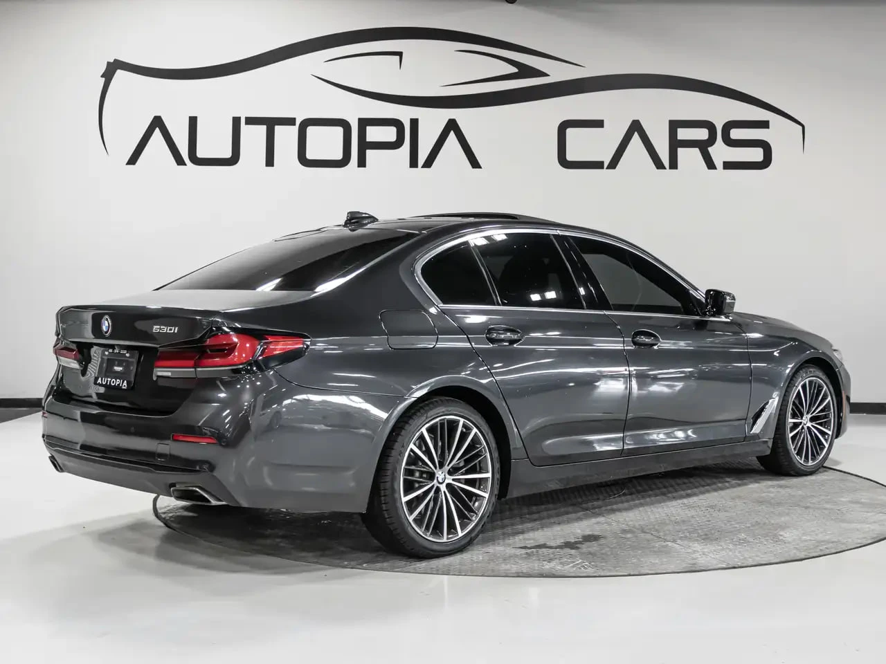 BMW 530 * CARFAX * ���� �� �� | Mobile.bg � ����������� 4