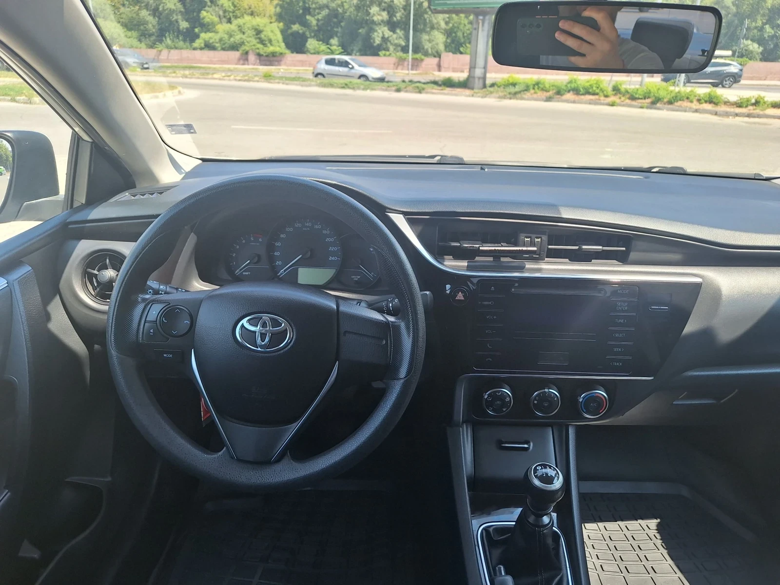 Toyota Corolla, снимка 7 - Автомобили и джипове - 55344612