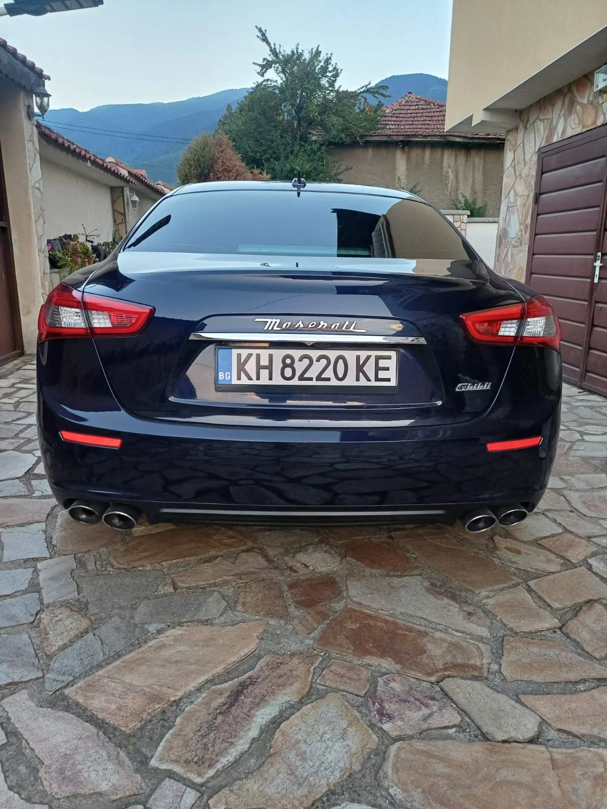 Maserati Ghibli, снимка 4 - Автомобили и джипове - 55342476
