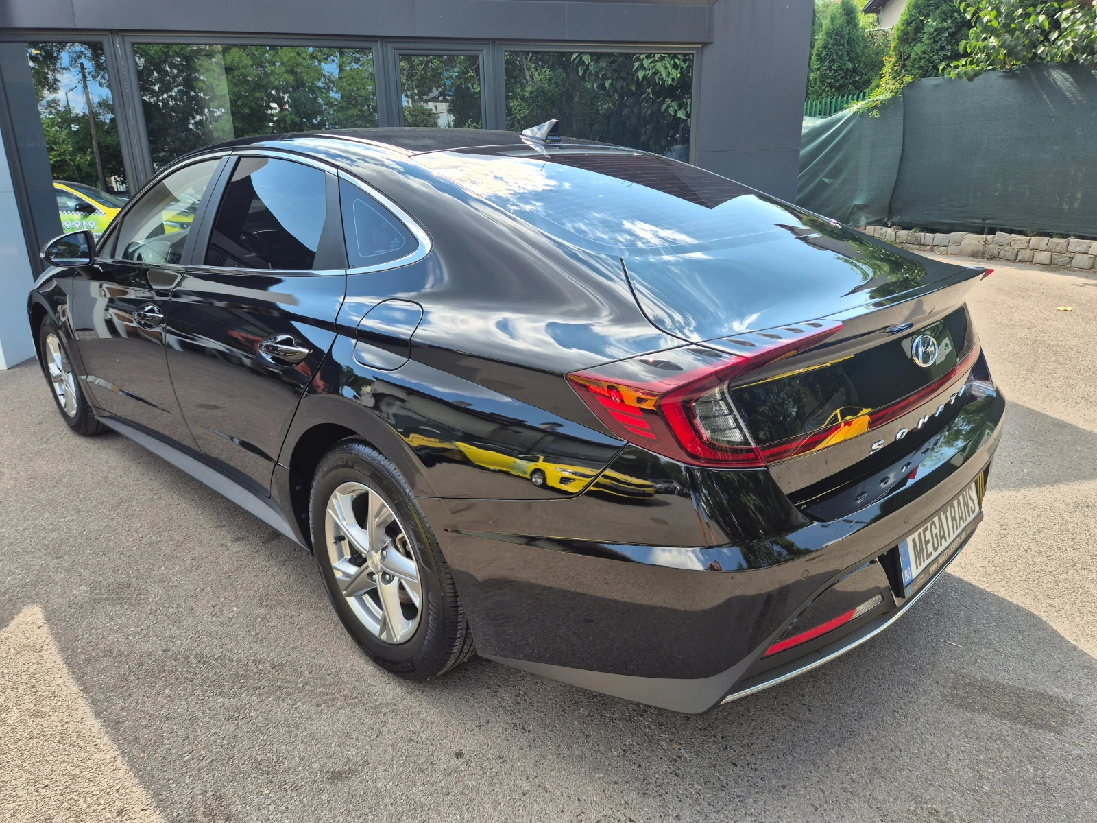 Hyundai Sonata 2.0 cm3 LPG, снимка 3 - Автомобили и джипове - 55666727