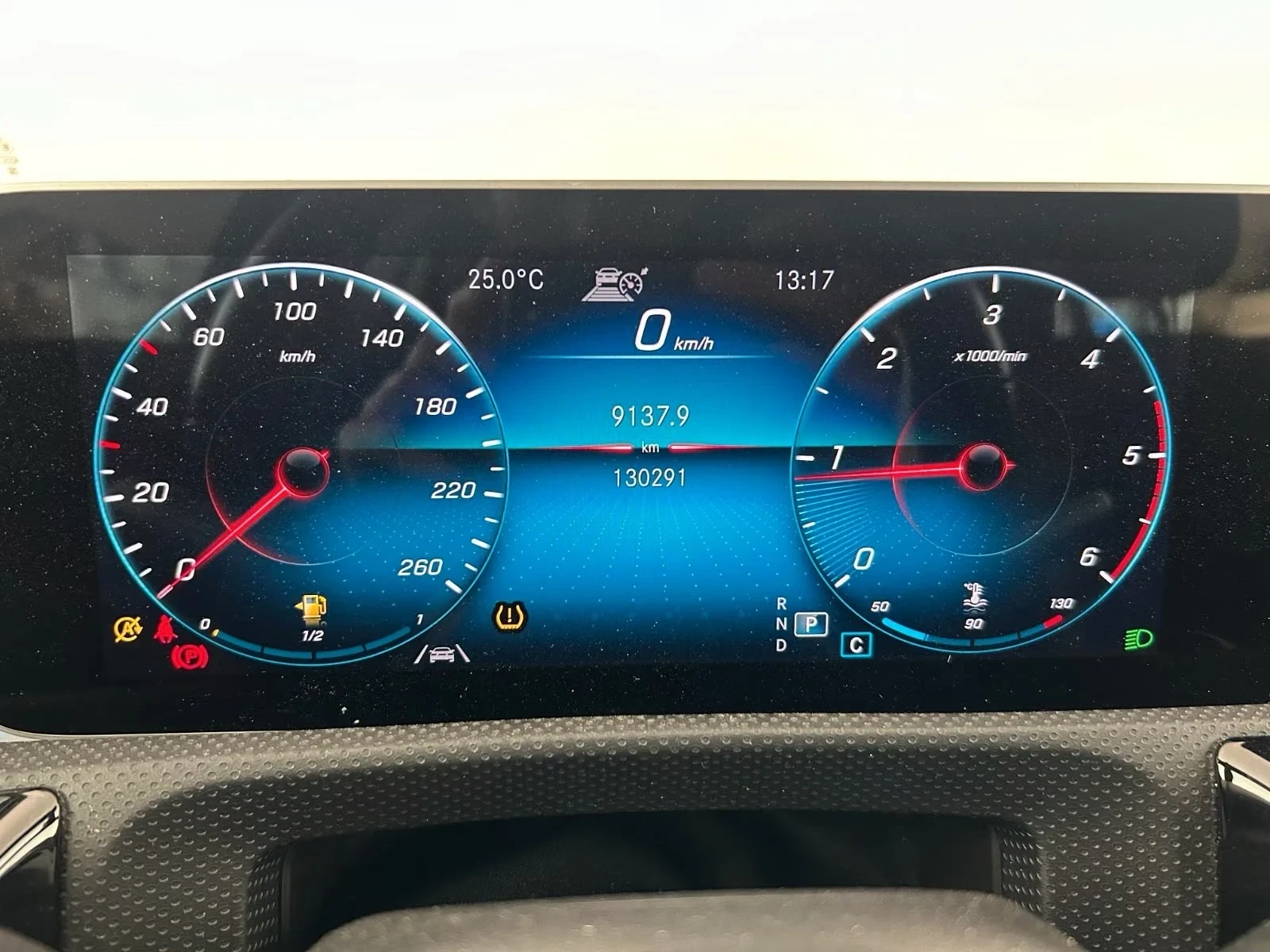 Mercedes-Benz A 180 d AMG-Line, снимка 9 - Автомобили и джипове - 55830232