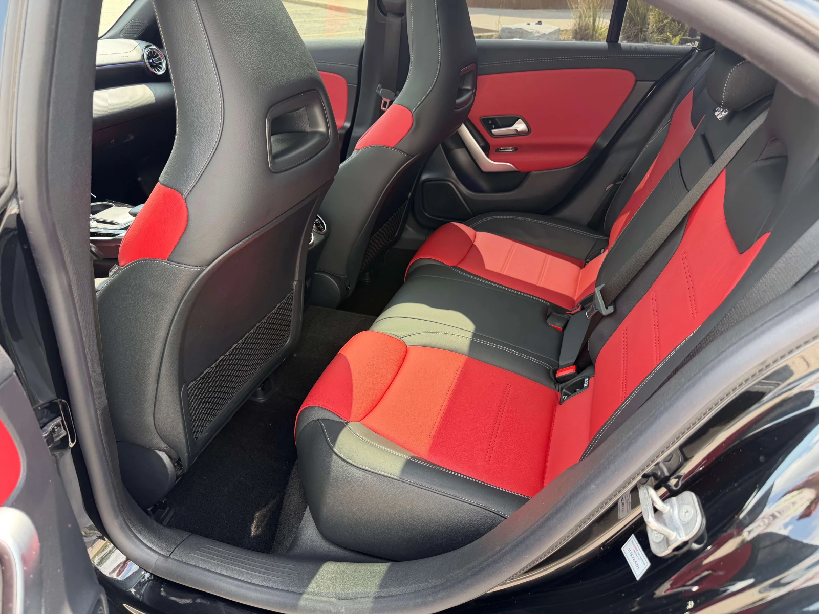 Mercedes-Benz CLA * 35 AMG 35 AMG 1 Owner Clean Carfax Red Leather *, снимка 15 - Автомобили и джипове - 55872451