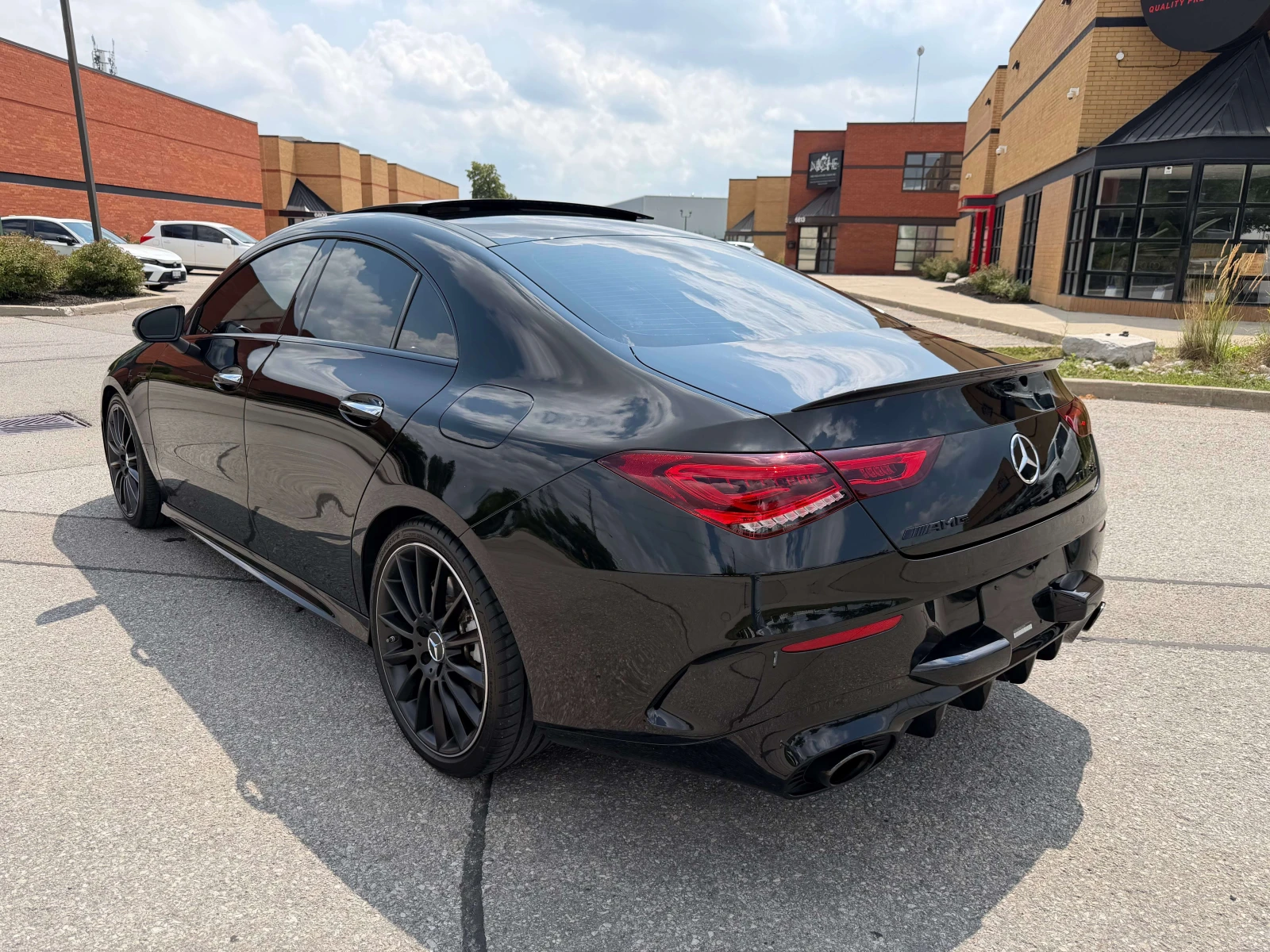 Mercedes-Benz CLA * 35 AMG 35 AMG 1 Owner Clean Carfax Red Leather *, снимка 9 - Автомобили и джипове - 55872451