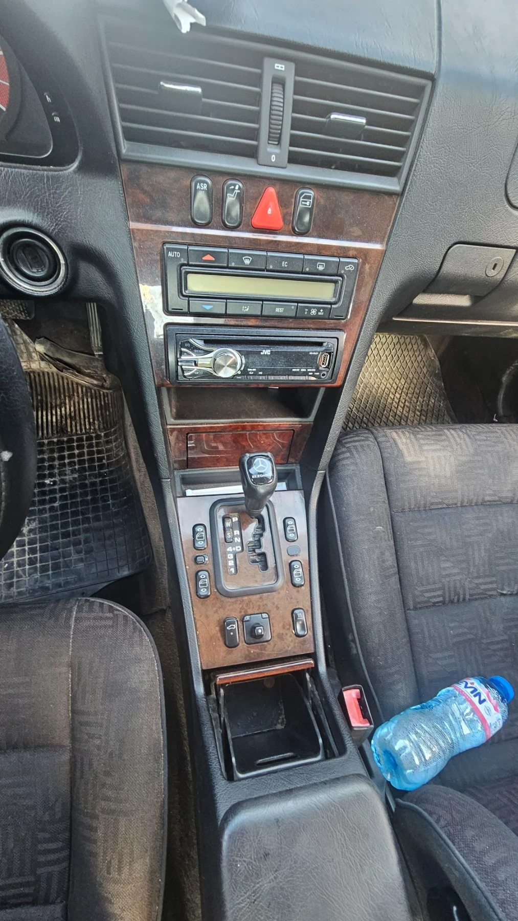 Mercedes-Benz C 220 W202 2.2 cdi, снимка 4 - Автомобили и джипове - 56571876