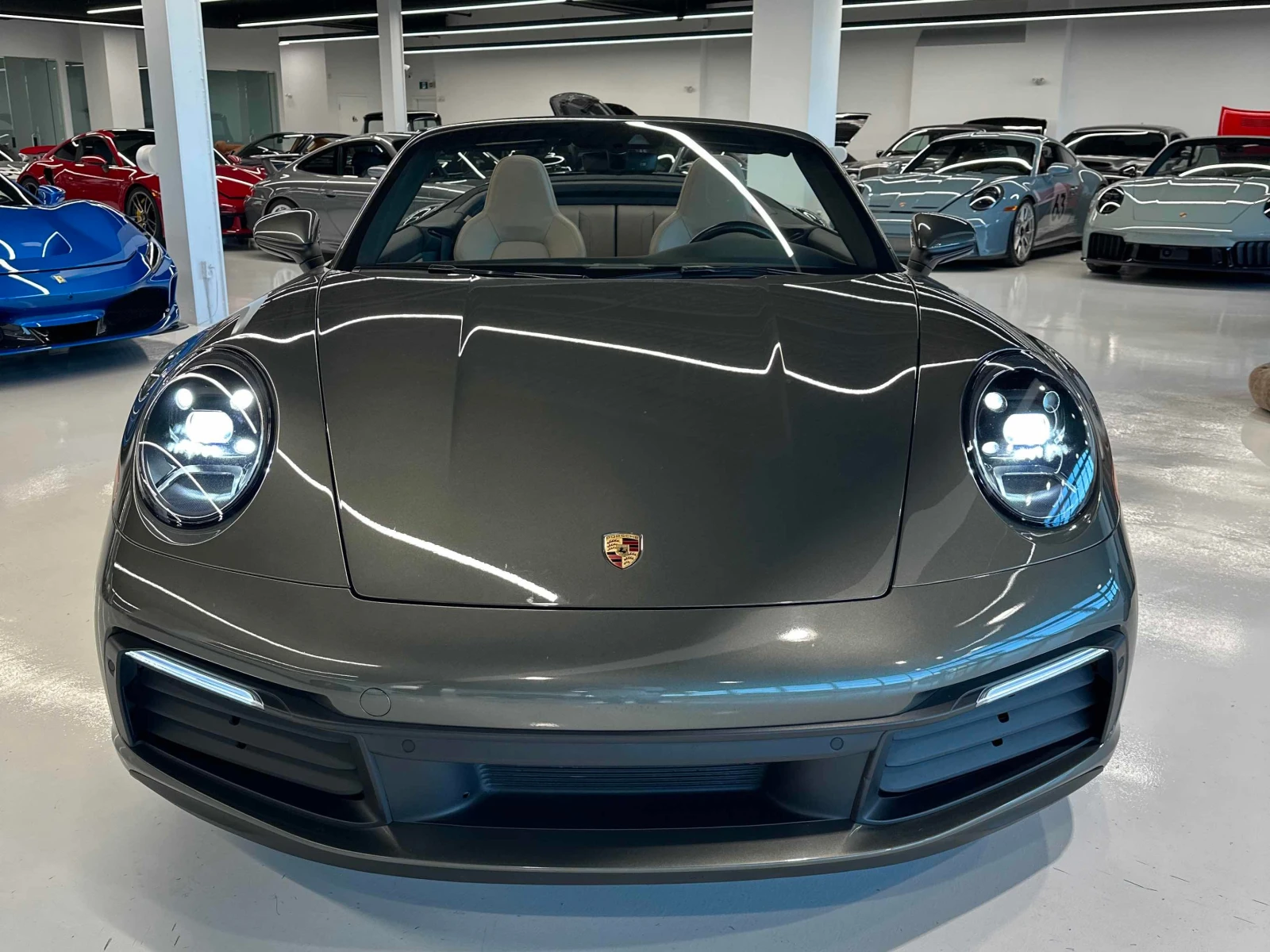 Porsche 911 * Carrera * CARFAX * , снимка 6 - Автомобили и джипове - 56134588