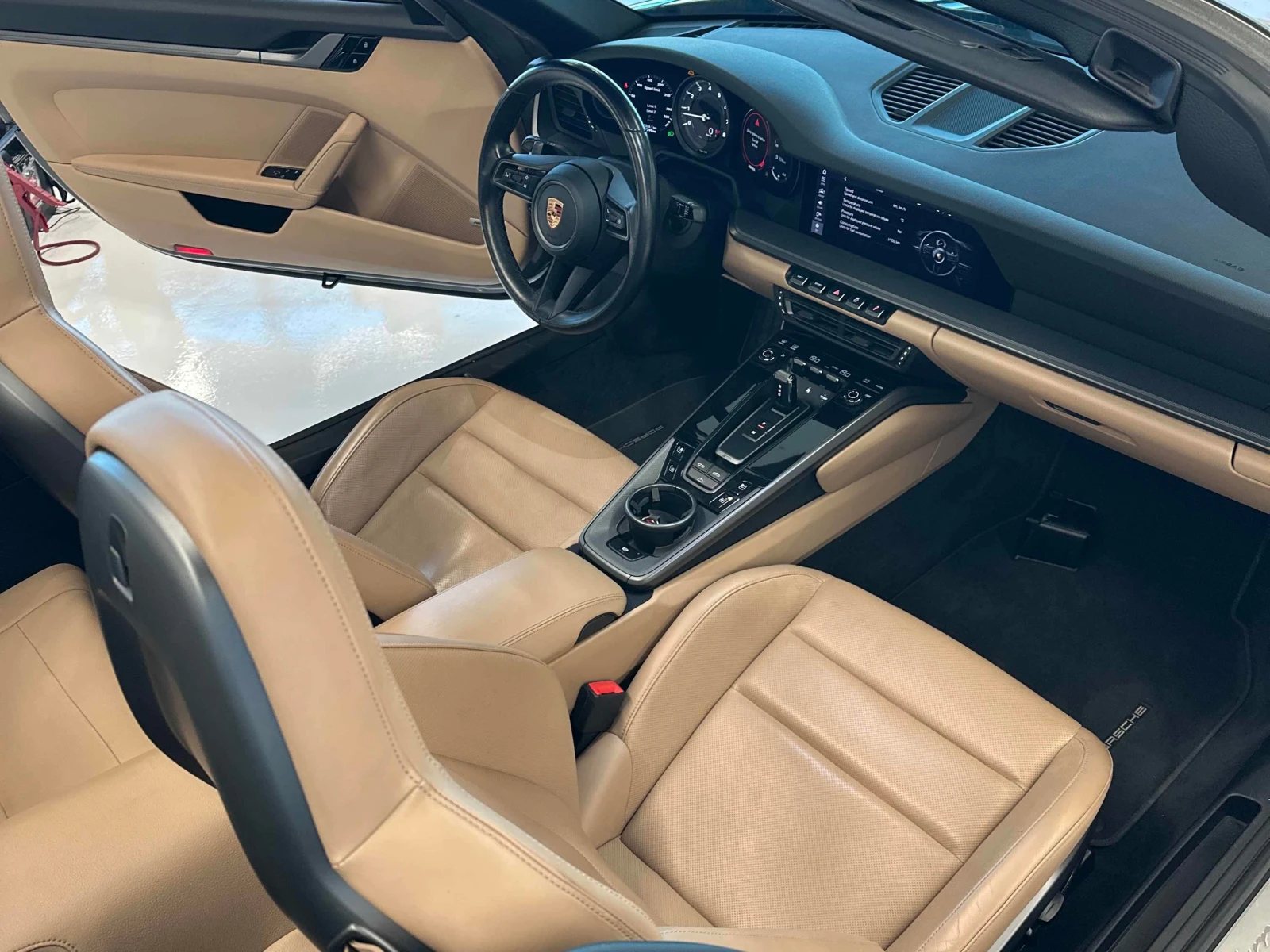 Porsche 911 * Carrera * CARFAX * , снимка 11 - Автомобили и джипове - 56134588
