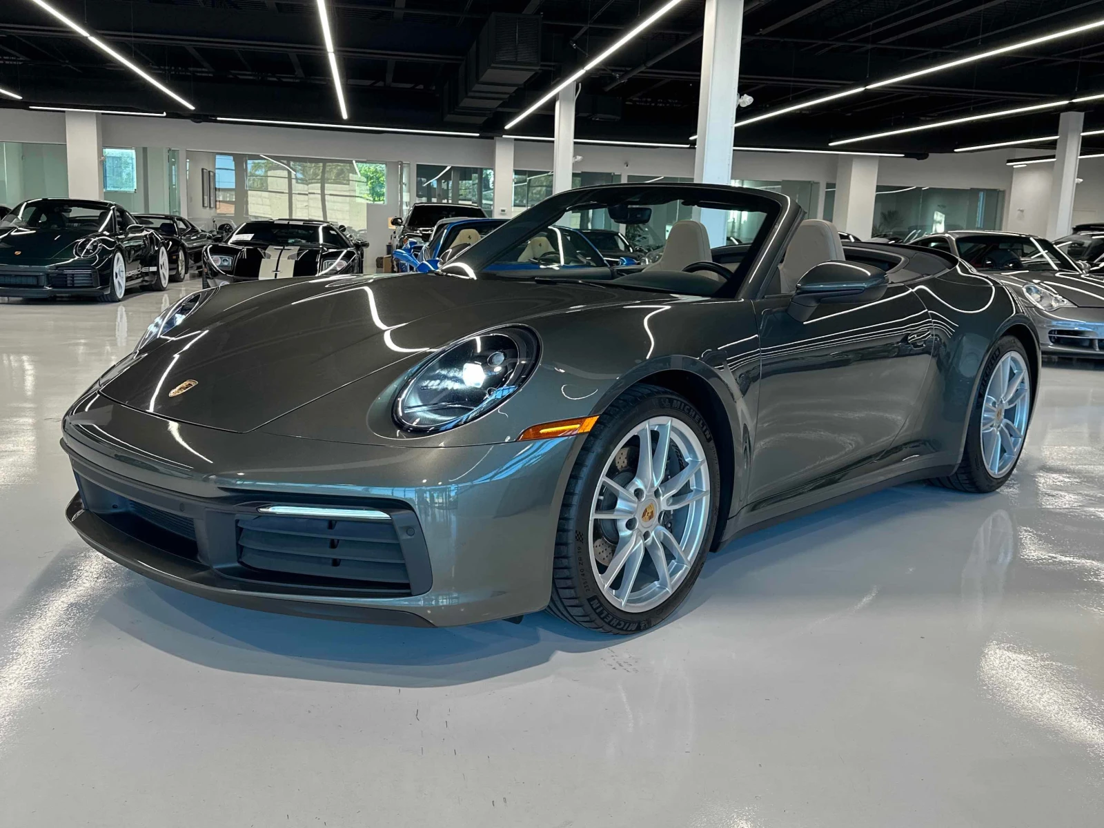 Porsche 911 * Carrera * CARFAX * , снимка 16 - Автомобили и джипове - 56134588