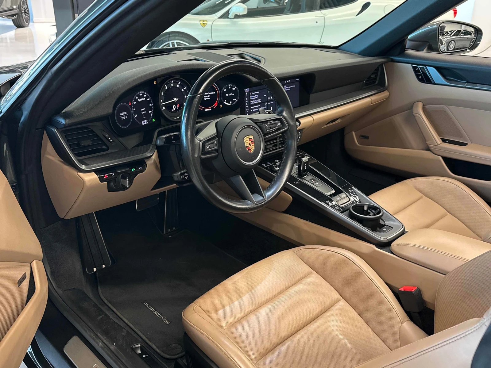 Porsche 911 * Carrera * CARFAX * , снимка 5 - Автомобили и джипове - 56134588