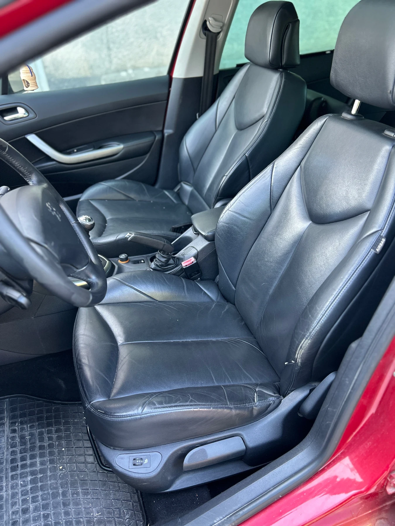Peugeot 308 sw, снимка 4 - Автомобили и джипове - 56413682