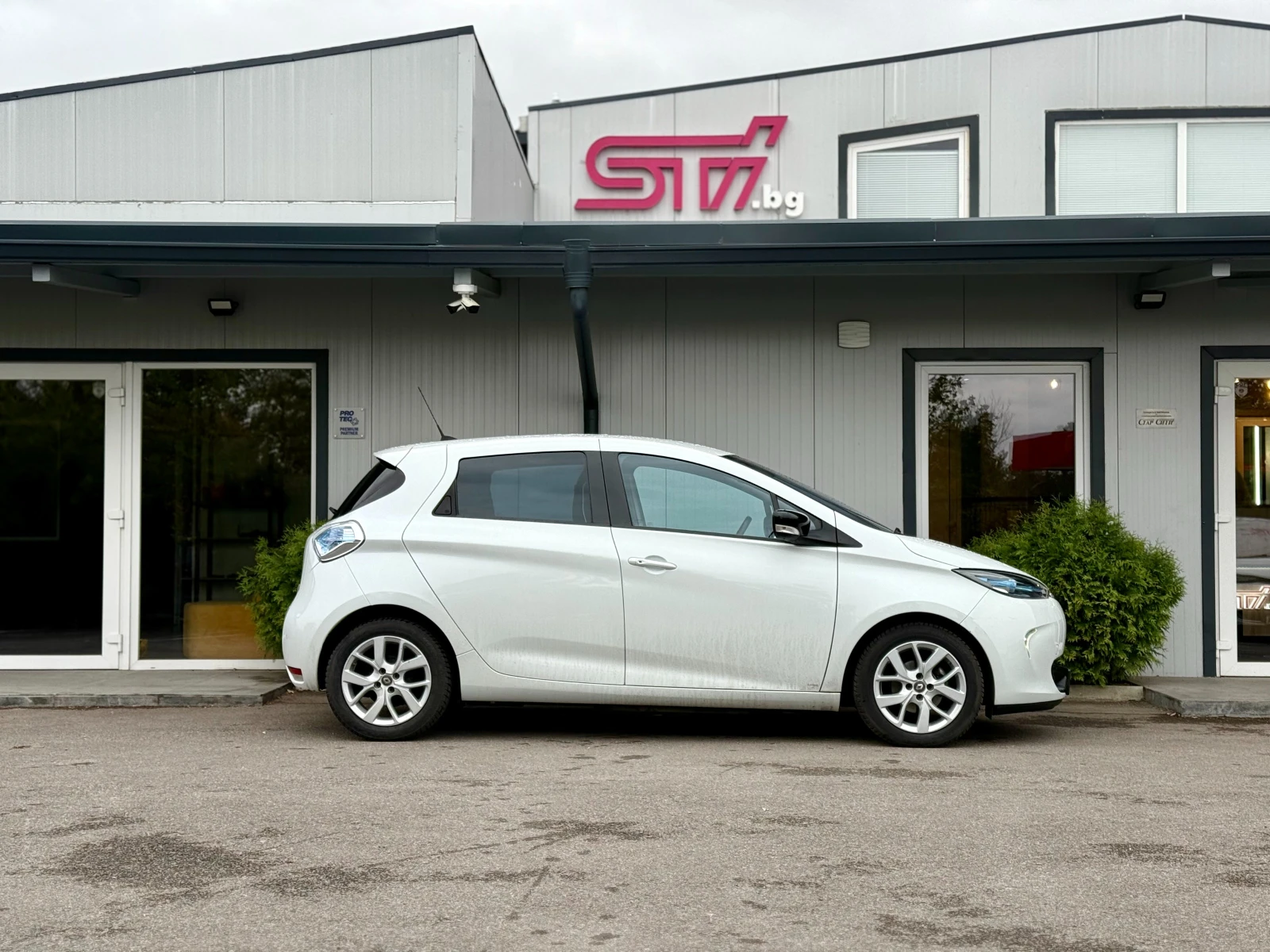 Renault Zoe 22kW* ����������* �����.�������* ������ �� | Mobile.bg � ����������� 3