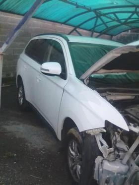 Mitsubishi Outlander 2.0i 2.2D 5бр, снимка 7