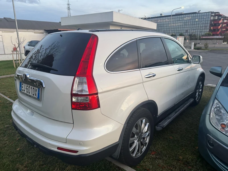 Honda Cr-v 2.2cdti FACE LIFT АВТОМАТИК, снимка 3 - Автомобили и джипове - 48311517