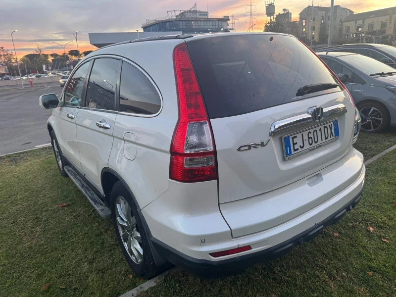 Honda Cr-v 2.2cdti FACE LIFT АВТОМАТИК, снимка 4 - Автомобили и джипове - 48311517