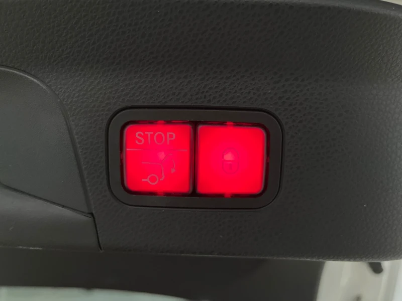 Mercedes-Benz GLC 220 COUPE 4MATIC, снимка 12 - Автомобили и джипове - 51500734