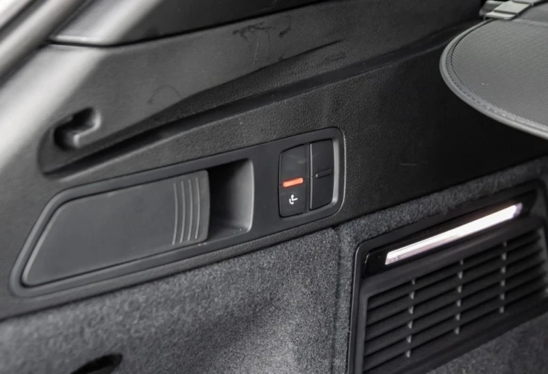 Audi Q5 40TFSI* QUATTRO* S-LINE* PANO* DISTR* MATRIX* CAM*, снимка 16 - Автомобили и джипове - 52438832