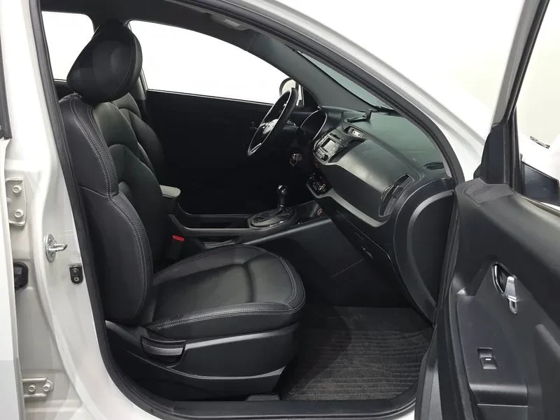 Kia Sportage Diesel 2Wd Tlx Luxury, снимка 11 - Автомобили и джипове - 55046706