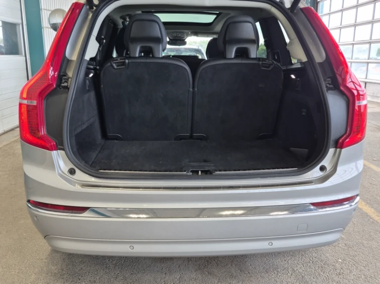 Volvo Xc90 B6* ULTIMATE* ОБДУХ* HUD* ADAPTIVE CRUISE* 7-месте, снимка 12 - Автомобили и джипове - 56294093