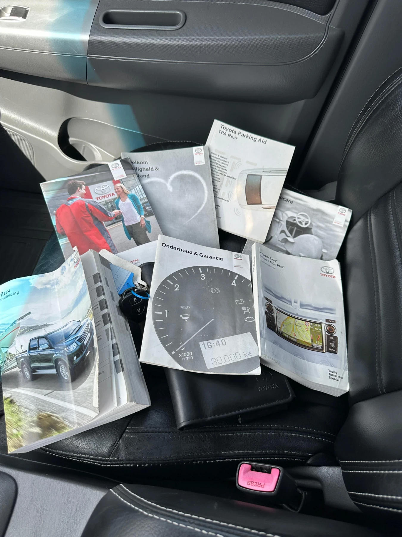 Toyota Hilux 4х4 | Mobile.bg — изображение 14