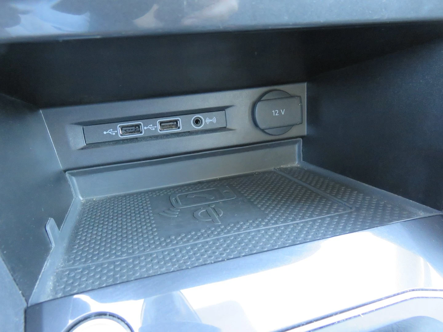 VW Tiguan LWB Highline 2.0TSI 4MOTION BMT | Mobile.bg � ����������� 10