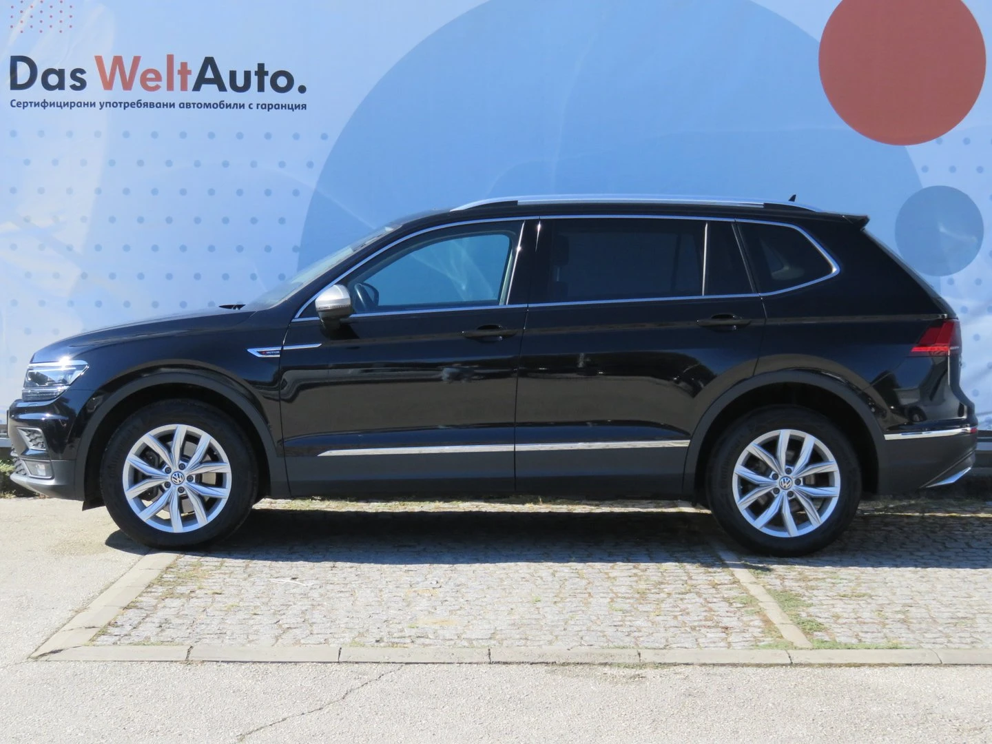 VW Tiguan LWB Highline 2.0TSI 4MOTION BMT - изображение 2