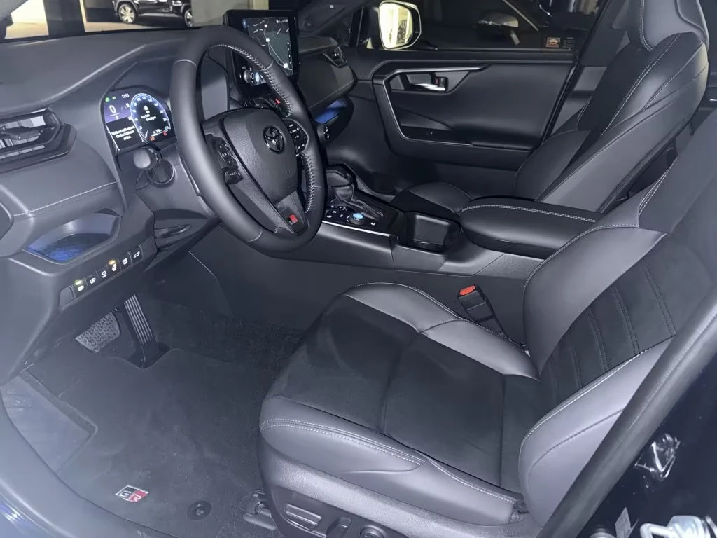 Toyota Rav4 НОВ!/2.5HEV/222HP/GR-SPORT/360/HUD/MEMO/JBL/667g - изображение 7