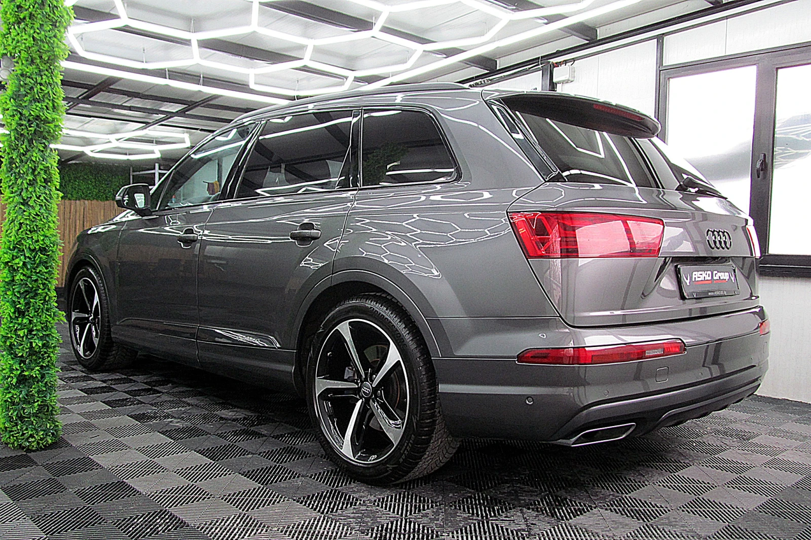 Audi Q7 5.0TDI/PANORAMA/7-MESTA/360-К/СОБСТВЕН  ЛИЗИНГ - изображение 4