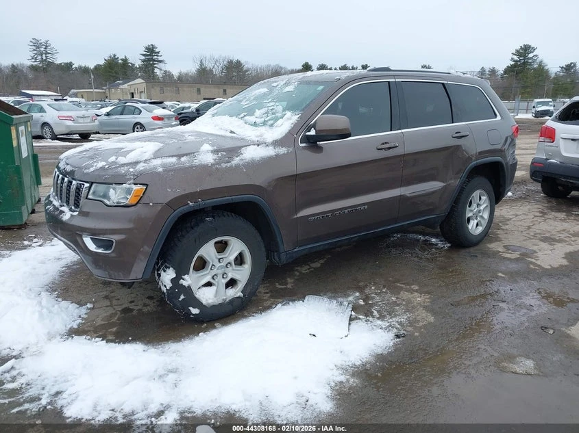 Jeep Grand cherokee 3.6l Laredo 4X4, снимка 2 - Автомобили и джипове - 54142871
