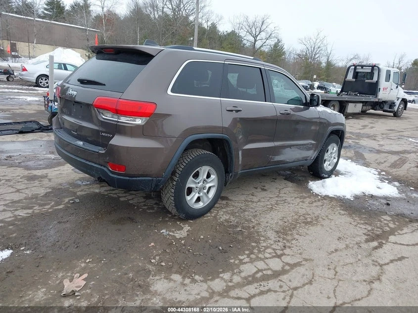 Jeep Grand cherokee 3.6l Laredo 4X4, снимка 4 - Автомобили и джипове - 54142871