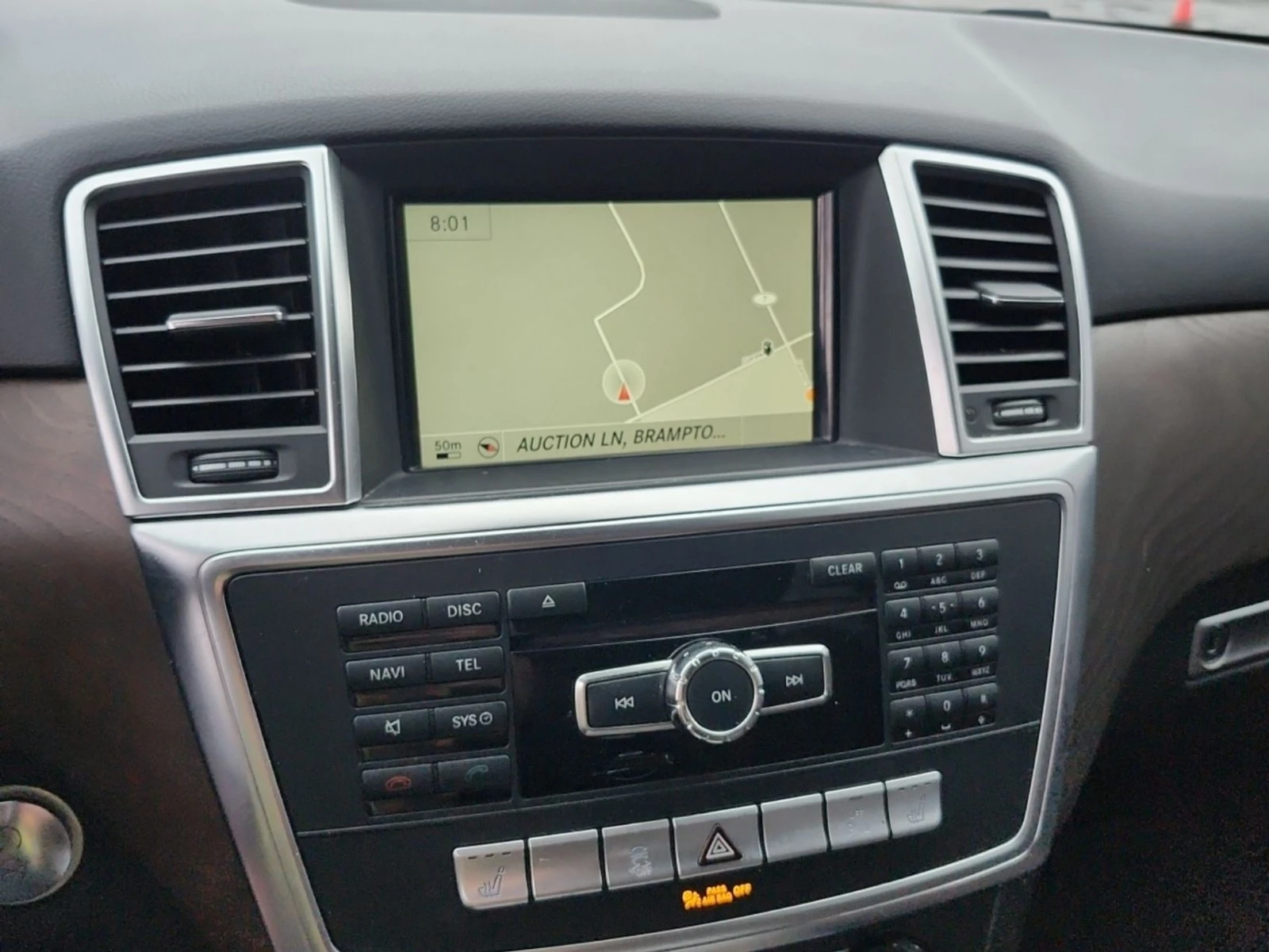 Mercedes-Benz ML 350 AMG LINE/KEYLESS/NAVI/LANE ASSIST, снимка 12 - Автомобили и джипове - 54194064