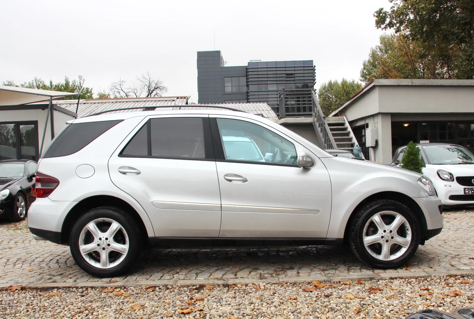 Mercedes-Benz ML 320 CDI , снимка 4 - Автомобили и джипове - 54216777