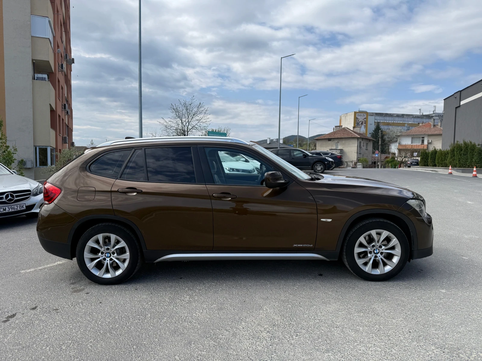 BMW X1 2.0xDrive, снимка 6 - Автомобили и джипове - 54235097