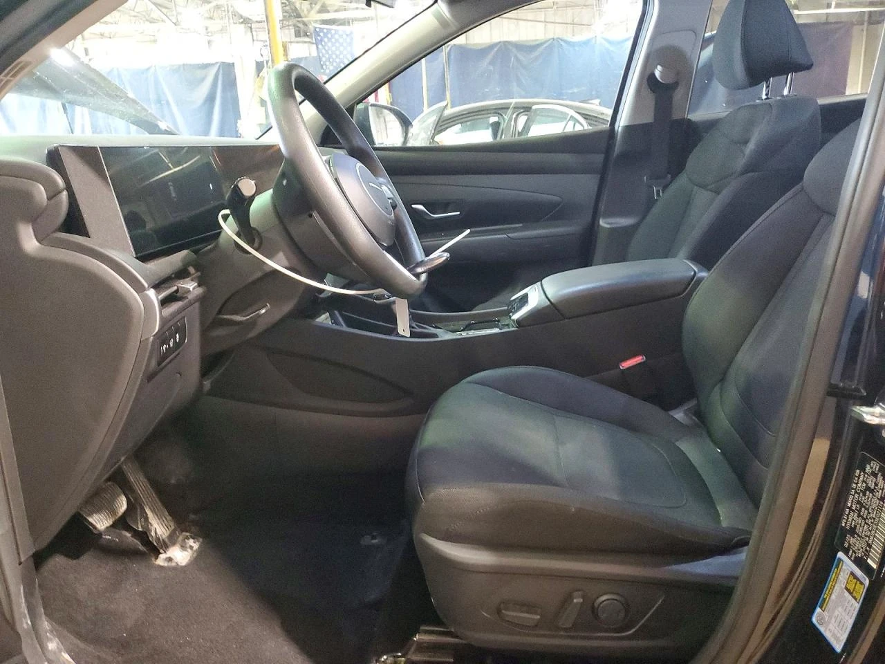 Hyundai Tucson 2.5l Sel, снимка 7 - Автомобили и джипове - 54583810