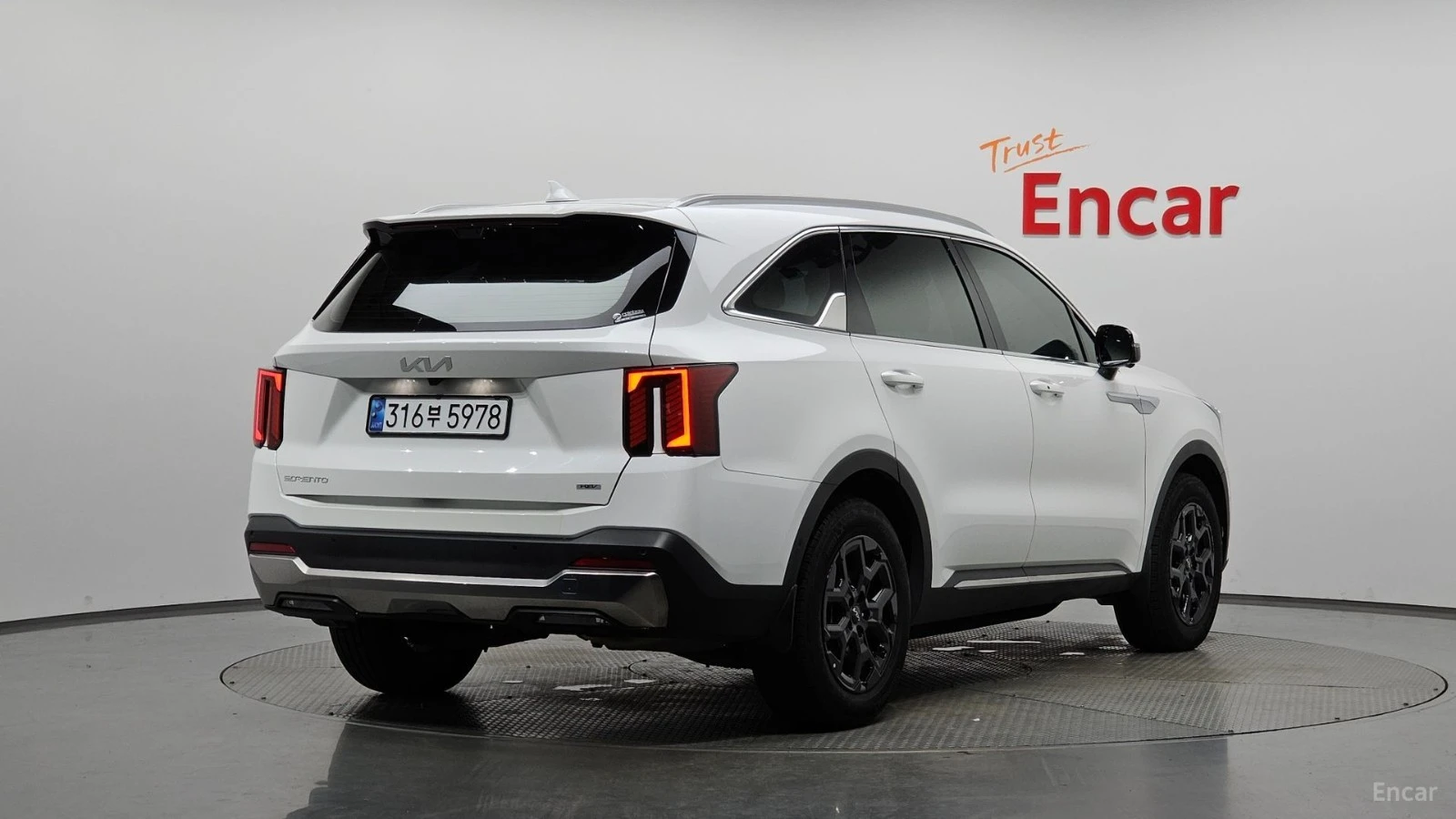 Kia Sorento HEV-1.6* SIGNATURE* 360CAMERA* BLIND-SPOT* , снимка 3 - Автомобили и джипове - 55641836