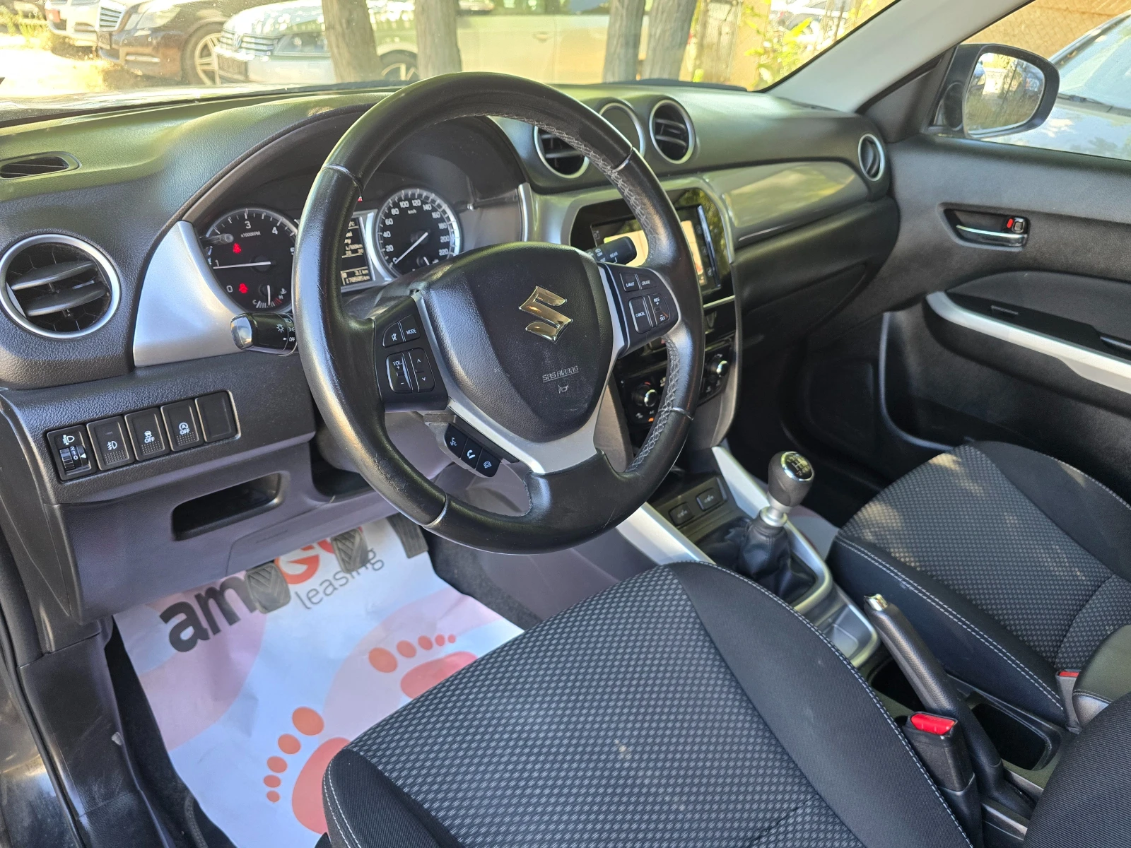 Suzuki Vitara ТОП/1.6D/EU6/Kamera/Navi, снимка 10 - Автомобили и джипове - 56067451