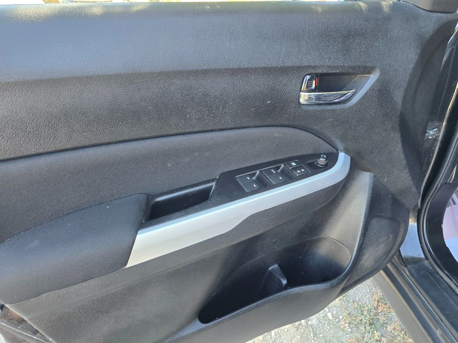 Suzuki Vitara ТОП/1.6D/EU6/Kamera/Navi, снимка 7 - Автомобили и джипове - 56067451