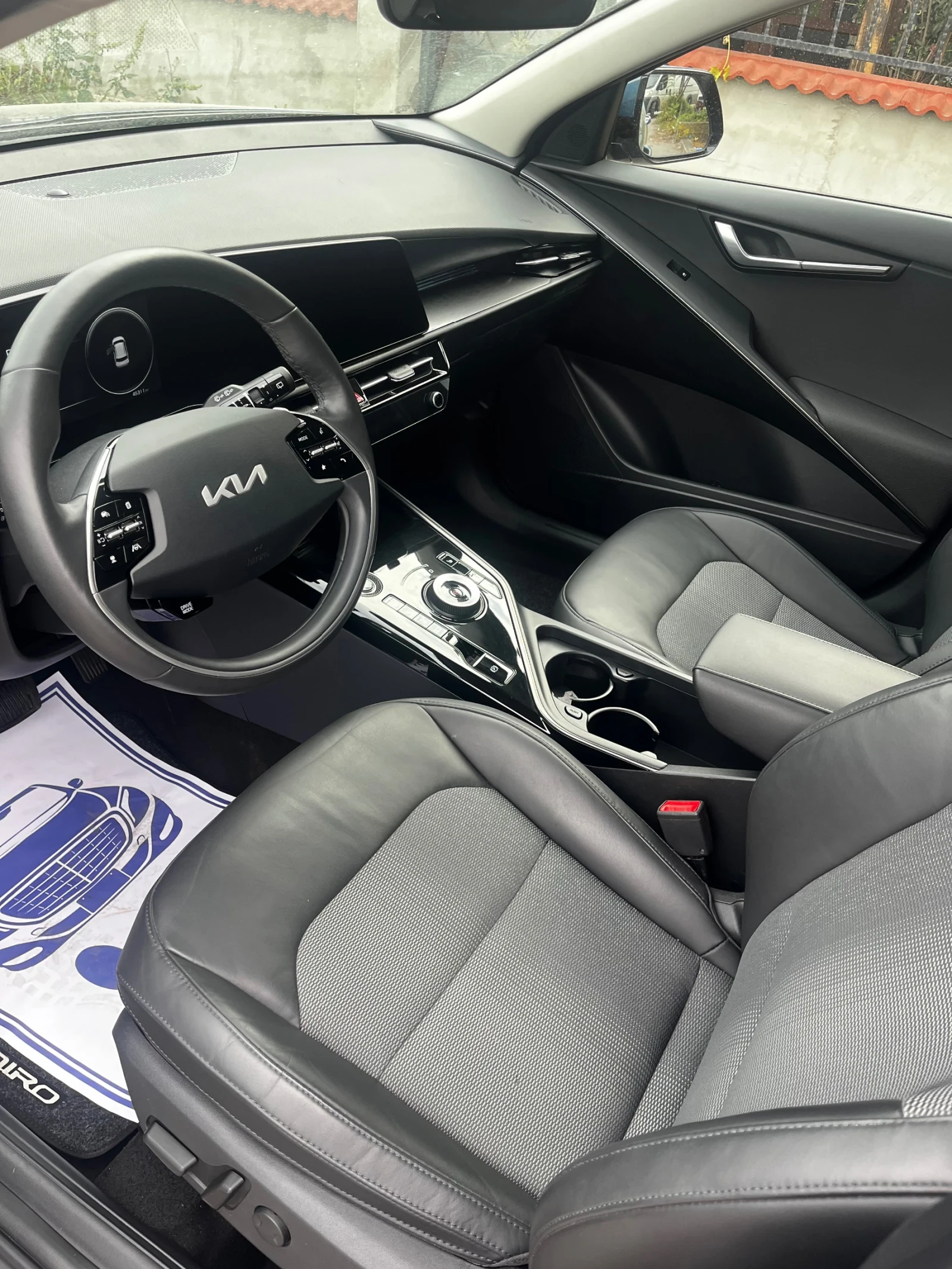Kia Niro, снимка 10 - Автомобили и джипове - 56085382