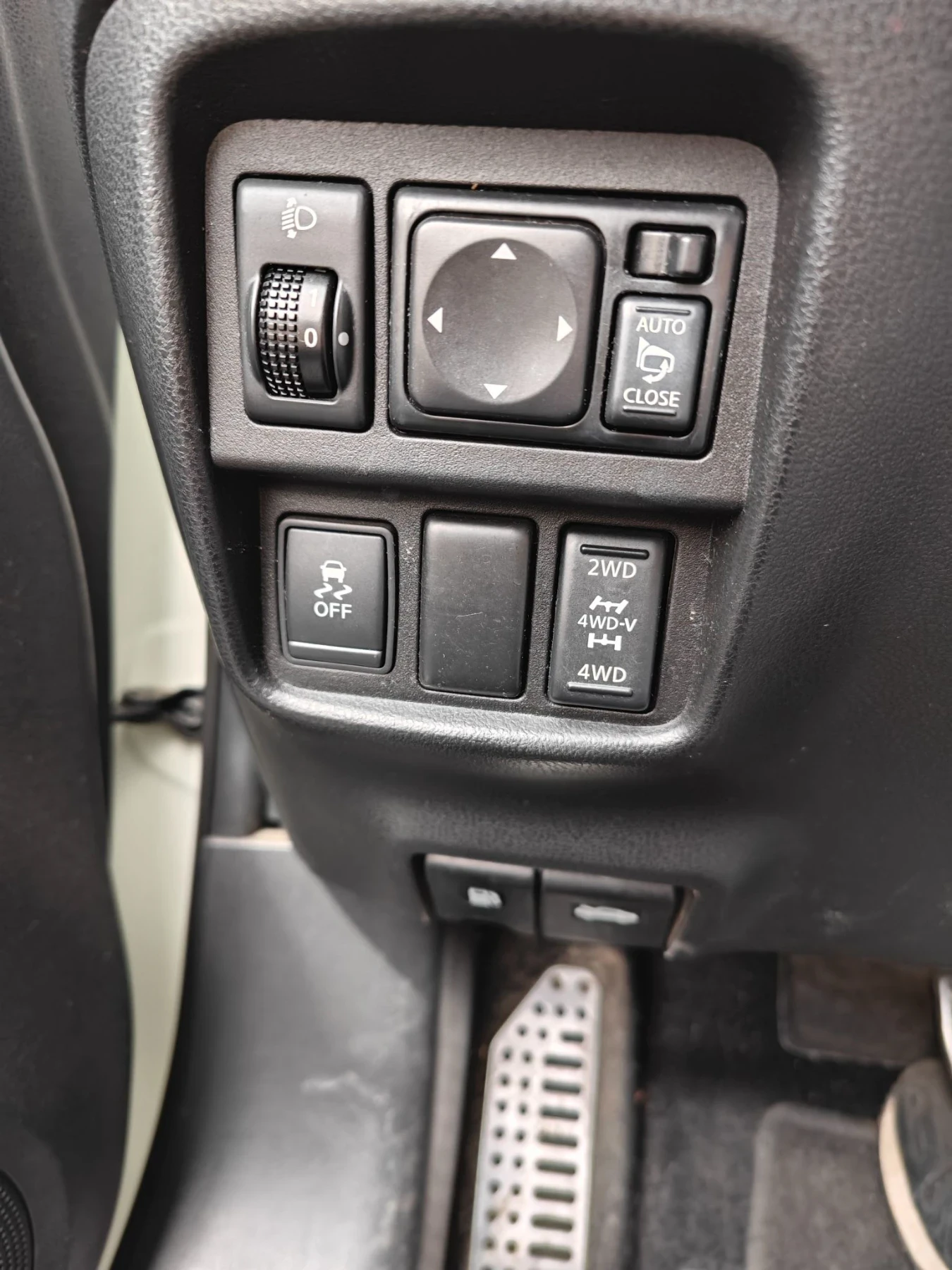 Nissan Juke 1.6DIG-T/4x4/, снимка 13 - Автомобили и джипове - 56540810