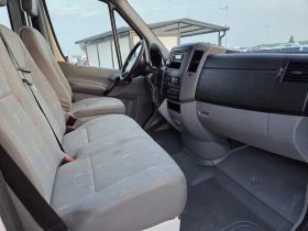 VW Crafter 2.5 TDI, 7 местен, снимка 14