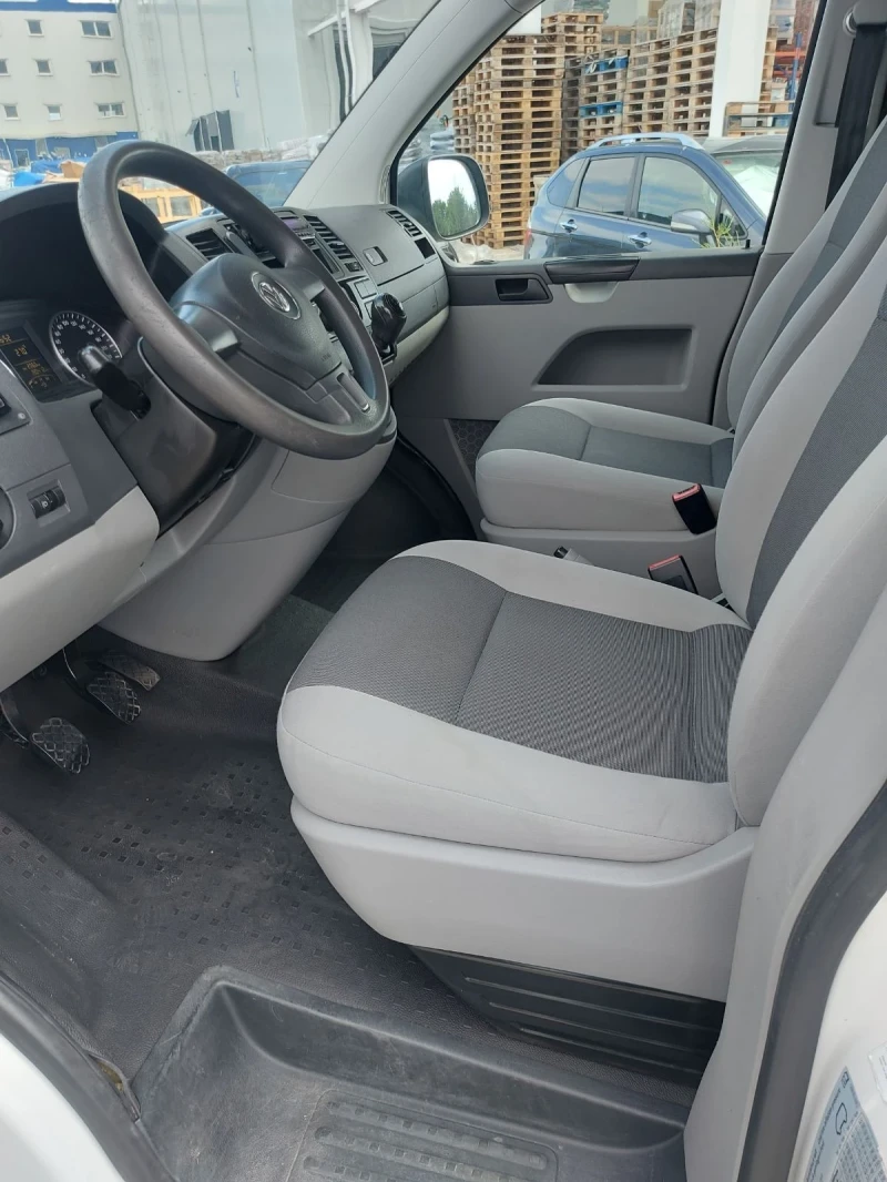 VW Transporter Ориг.КМ и БОЯ, снимка 9 - Бусове и автобуси - 50465174