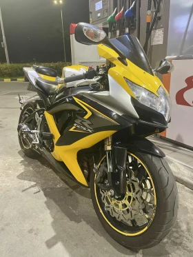 Suzuki Gsxr 600 K8, снимка 10