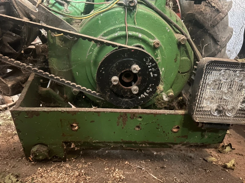 Трактор Друга марка U1, снимка 8 - Селскостопанска техника - 53582164